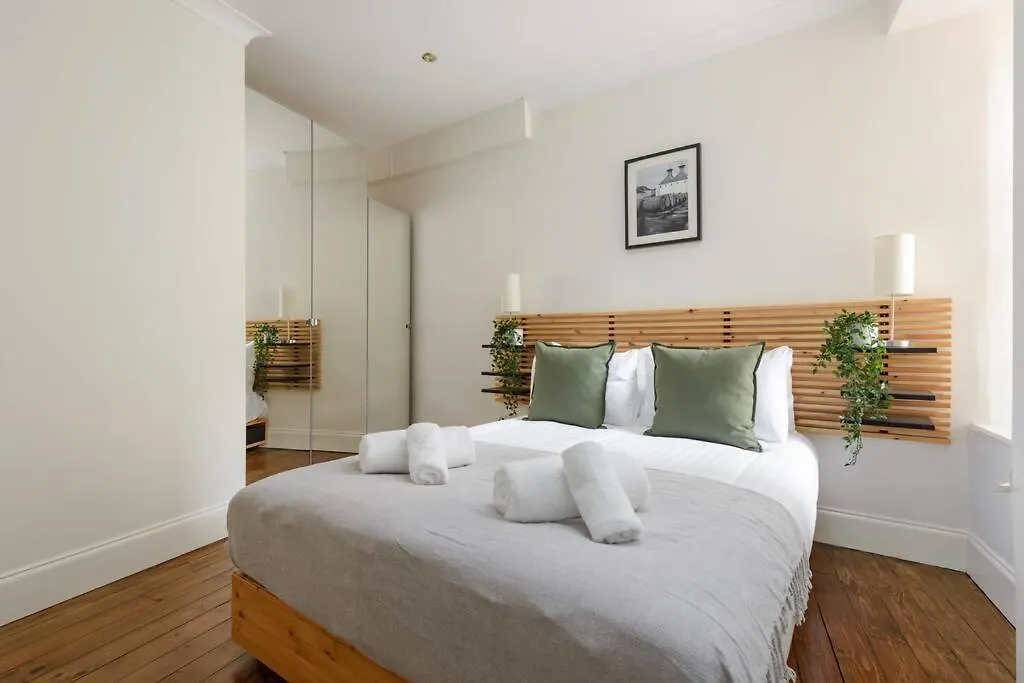 The West Bow Apartment Edinburgh
